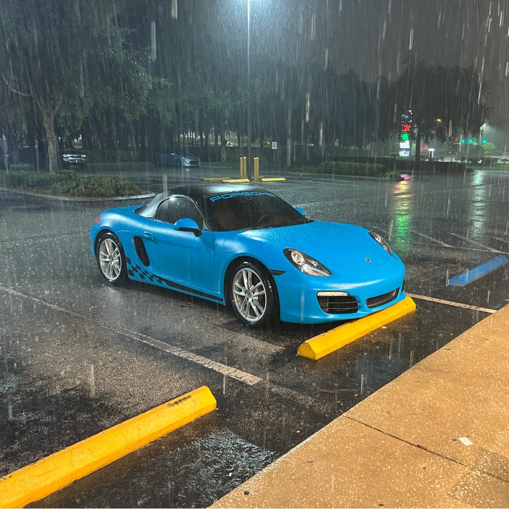 Porsche Decal in Teal Blue